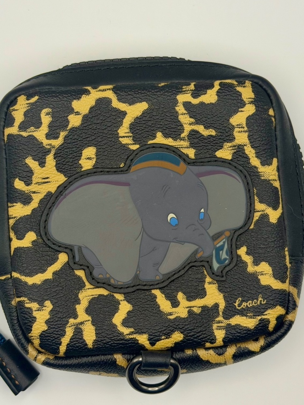 Disney X Coach Dumbo Hybrid Coin Pouch Case NWOT